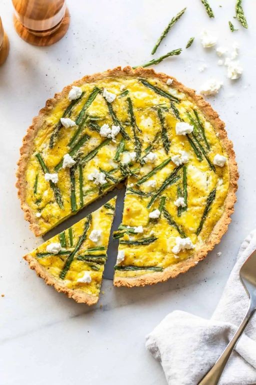 Creamy Asparagus and Goat Cheese Quiche