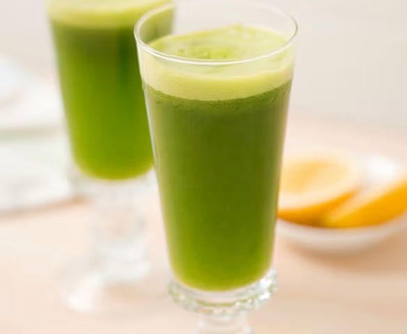 Parsley and Lemon Detoxifying Juice