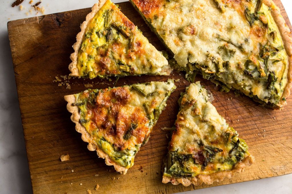 Roasted Garlic and Asparagus Quiche
