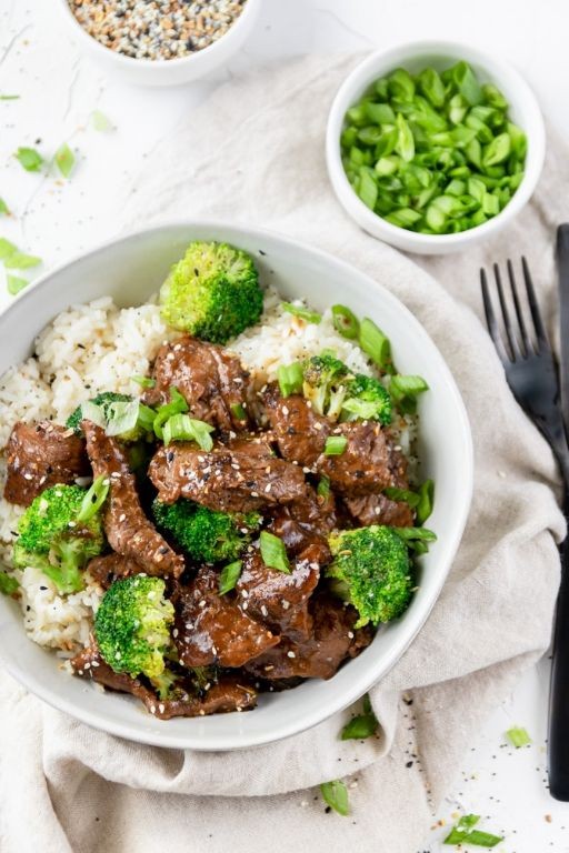 Beef Tips and Broccoli in Soy Ginger Sauce