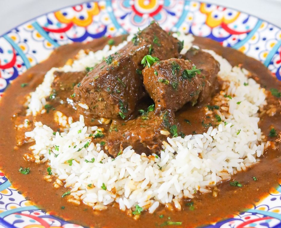 Beef Tips with Smoky Paprika Gravy