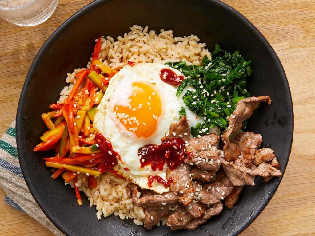 Bibimbap (Mixed Rice Bowl)