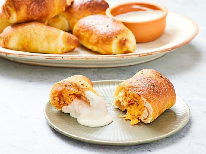 Buffalo Chicken Crescent Roll Pizza