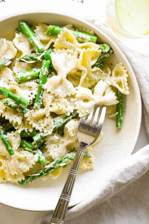 Carbonara with Asparagus and Lemon Cream