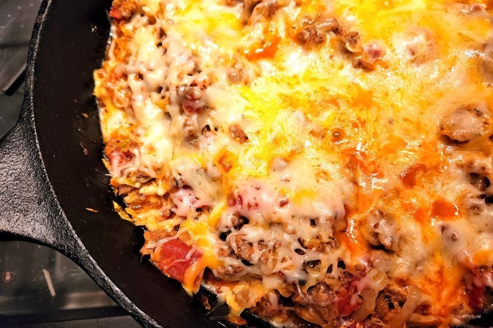 Cheesy Hamburger and Cabbage Casserole
