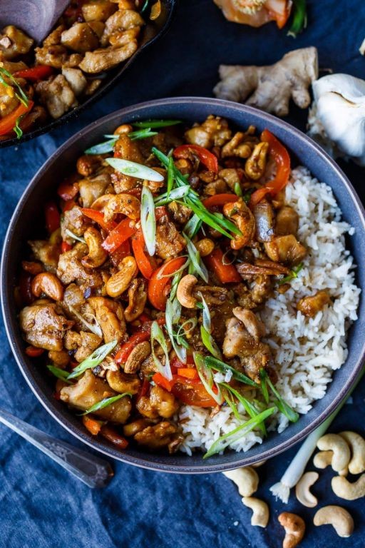 Chicken and Bell Pepper Stir-Fry with Cashews
