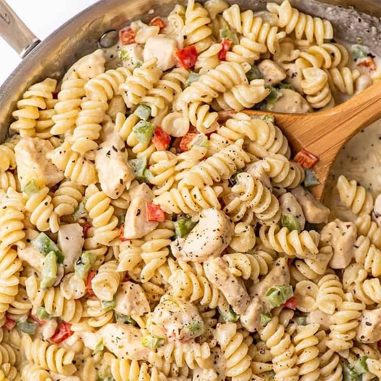 Creamy Chicken and Bell Pepper Pasta