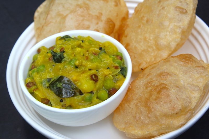 Curry Leaves Poori Masala
