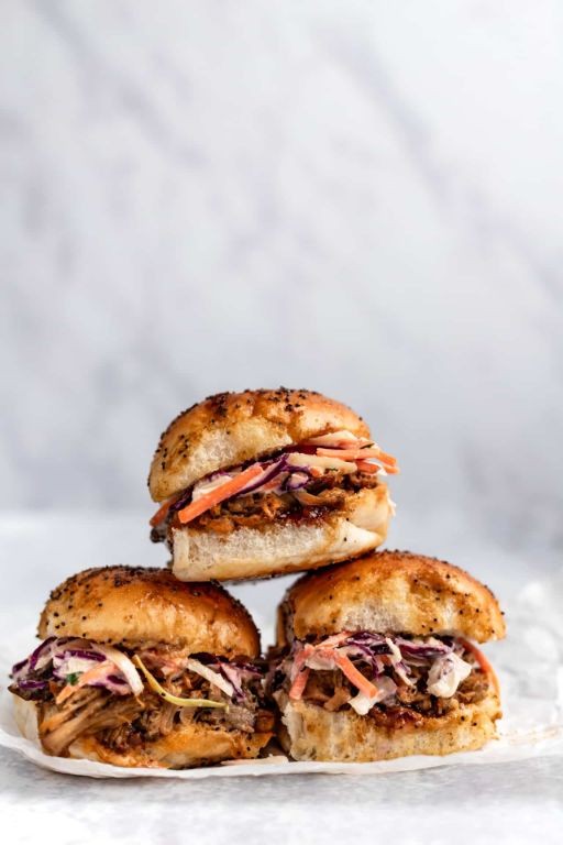 Easy Shredded Pork Sliders