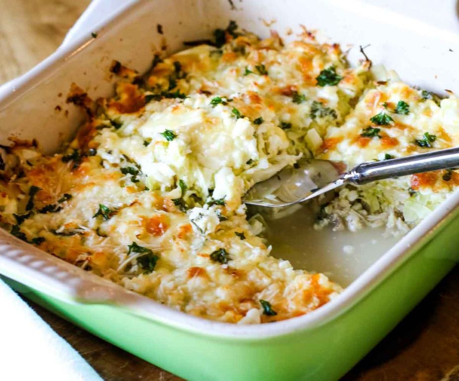Low-carb ground chicken and cabbage casserole