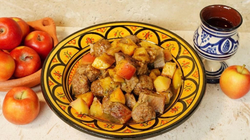 Minutal Matianum (Spiced Apple and Pork Stew)