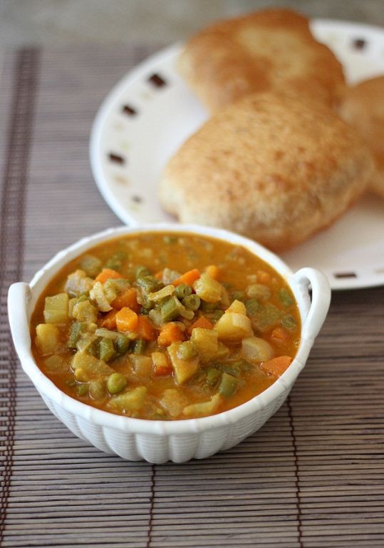 Mixed Vegetable Poori Masala