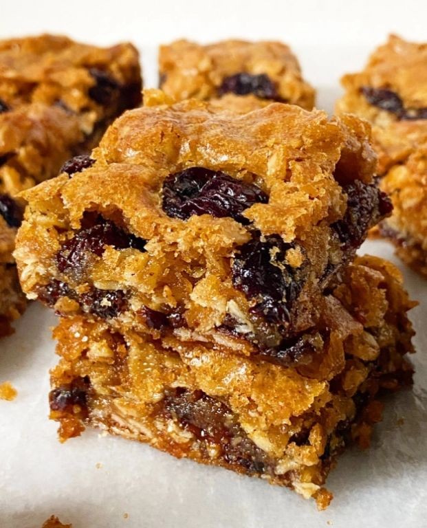 Oatmeal Raisin Blonde Brownies