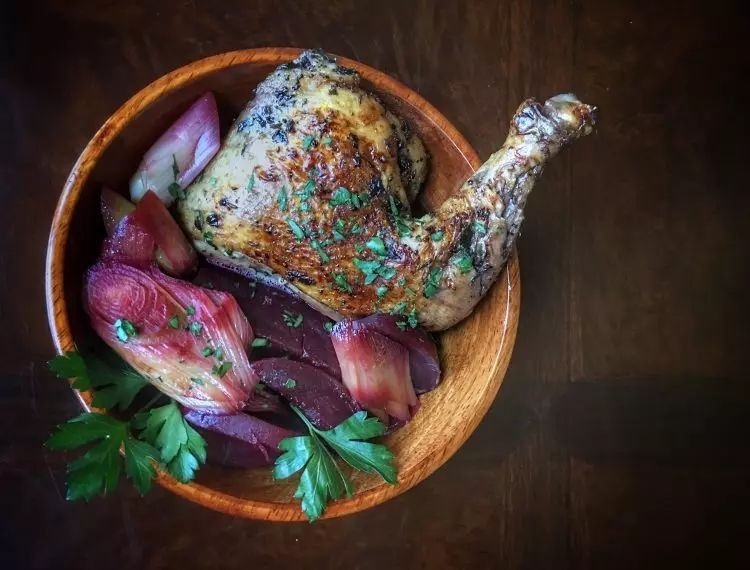 Parthian Chicken (Herbed Chicken with Dates)