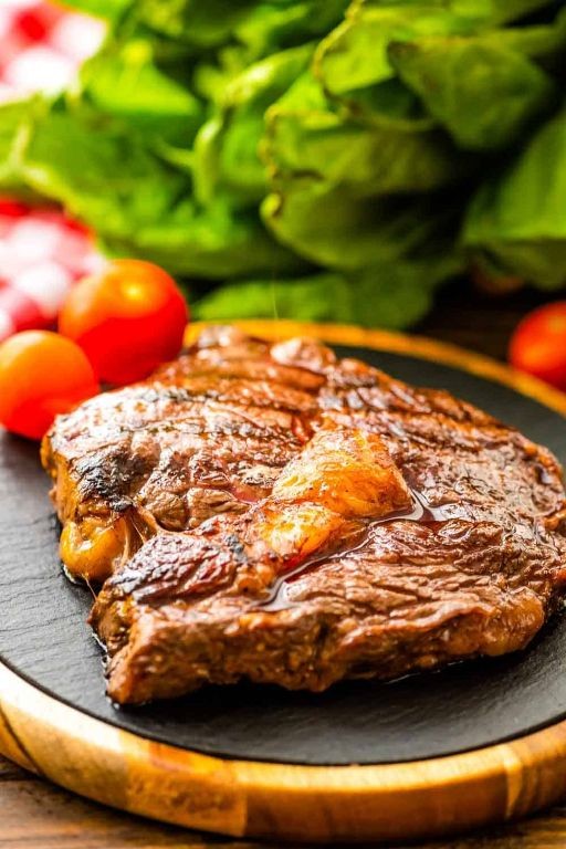 Red Wine and Garlic Steak Marinade