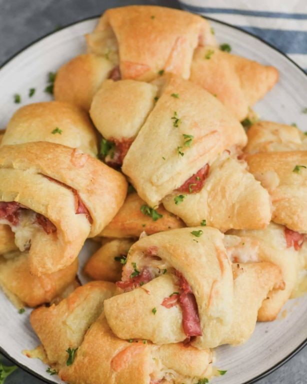 Reuben Crescent Roll Pizza