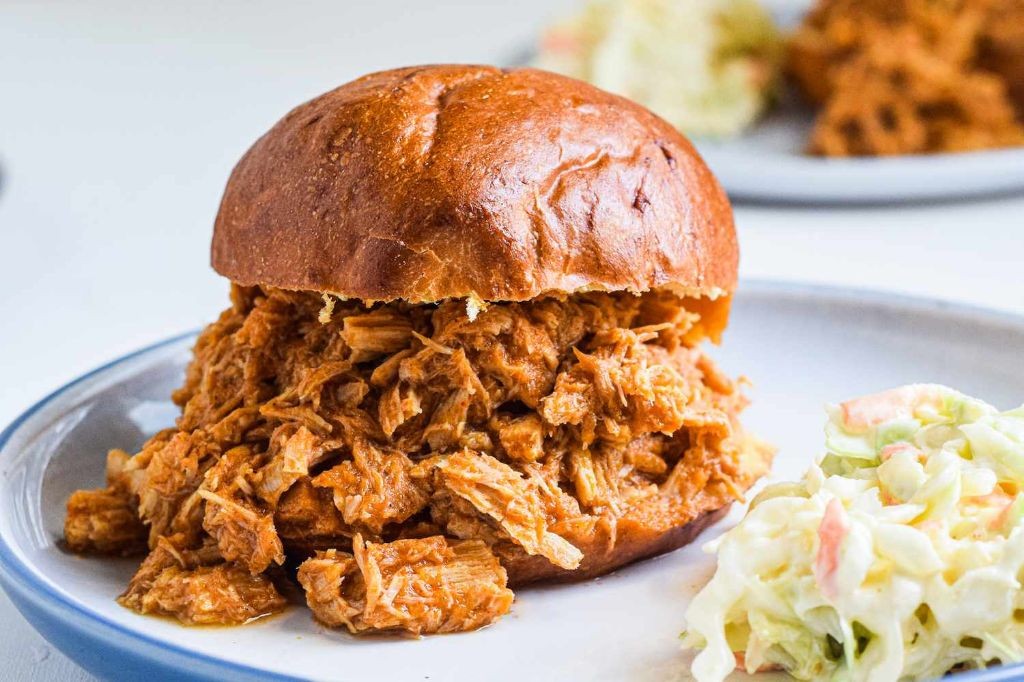 Simple Shredded Pork Sandwiches