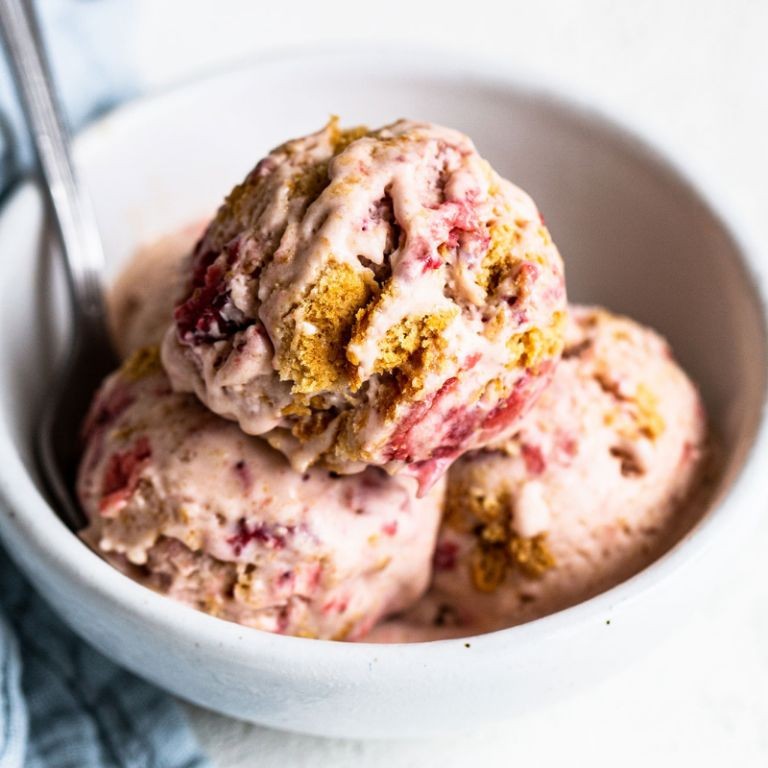 Strawberry Cream Cheese Ice Cream