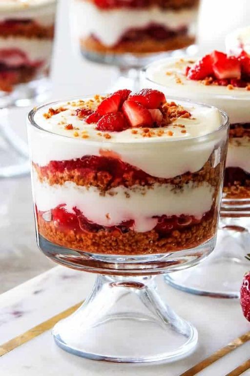 Strawberry Cream Cheese Parfait