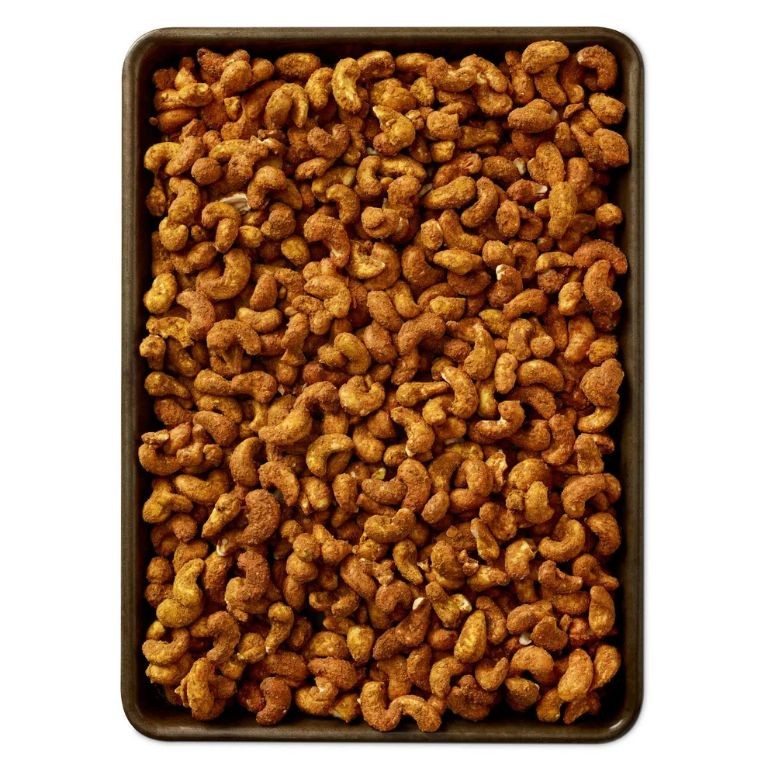 Turmeric Ginger Roasted Cashews