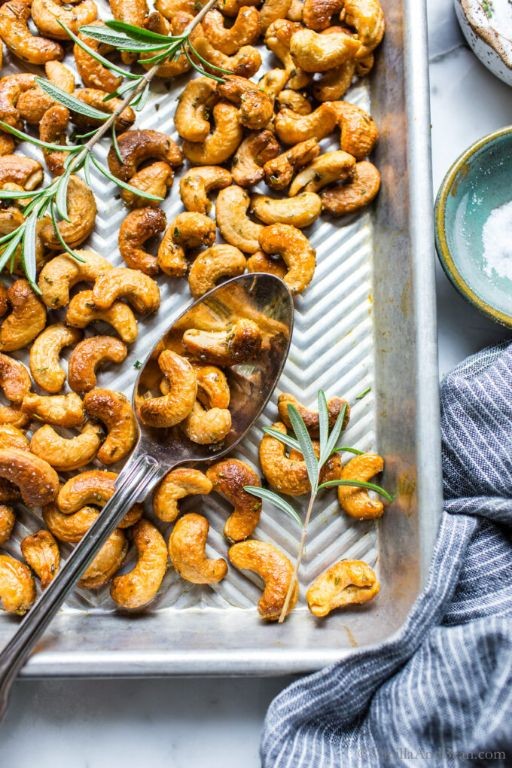 Vanilla Bean Roasted Cashews